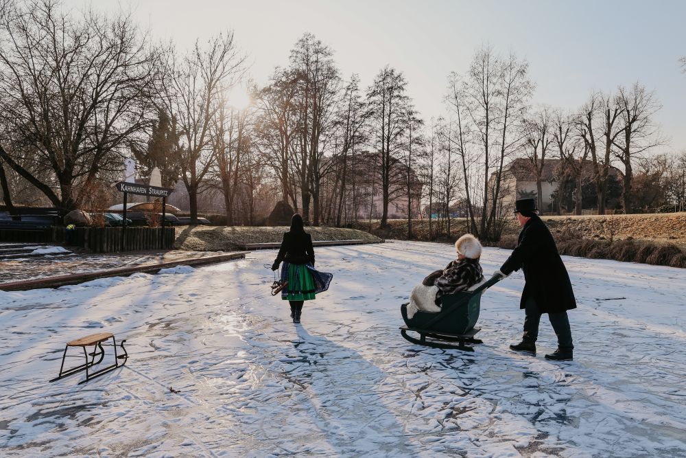 Bild ersetzen oder Bild hier ablegen Kornspeicher Eiszeit 41